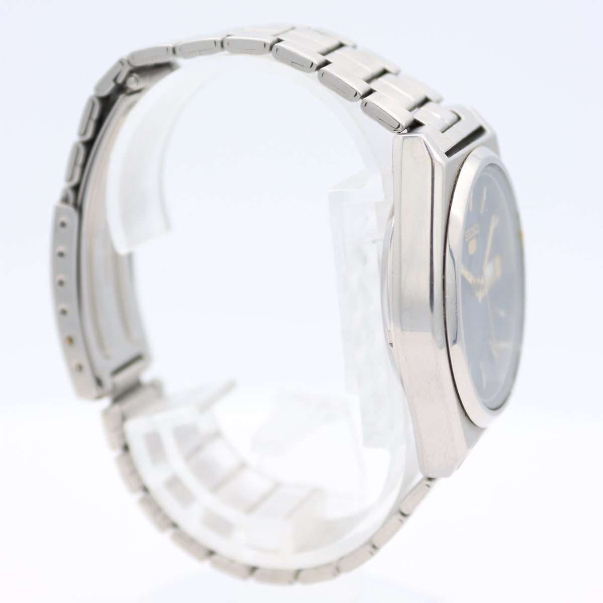 Vintage Seiko 7S26-8760 Seiko Men's Automatic Wristwatch 7S26