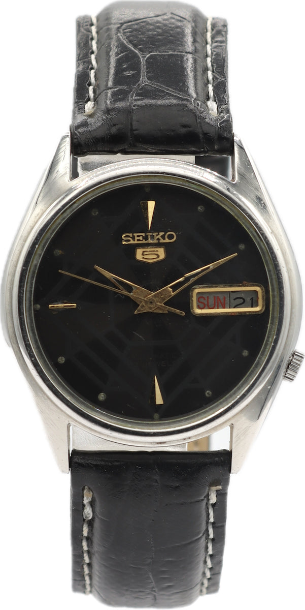 SEIKO 5 AUTOMATIC /黒文字盤/ホログラム Seiko 5 Sports Automatic 24-Jewel Watch with Black Dial #SRPE55