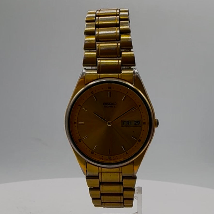 Seiko 7N43-7A50 Day-Date Men's Quartz Wristwatch 7N43 Japan
