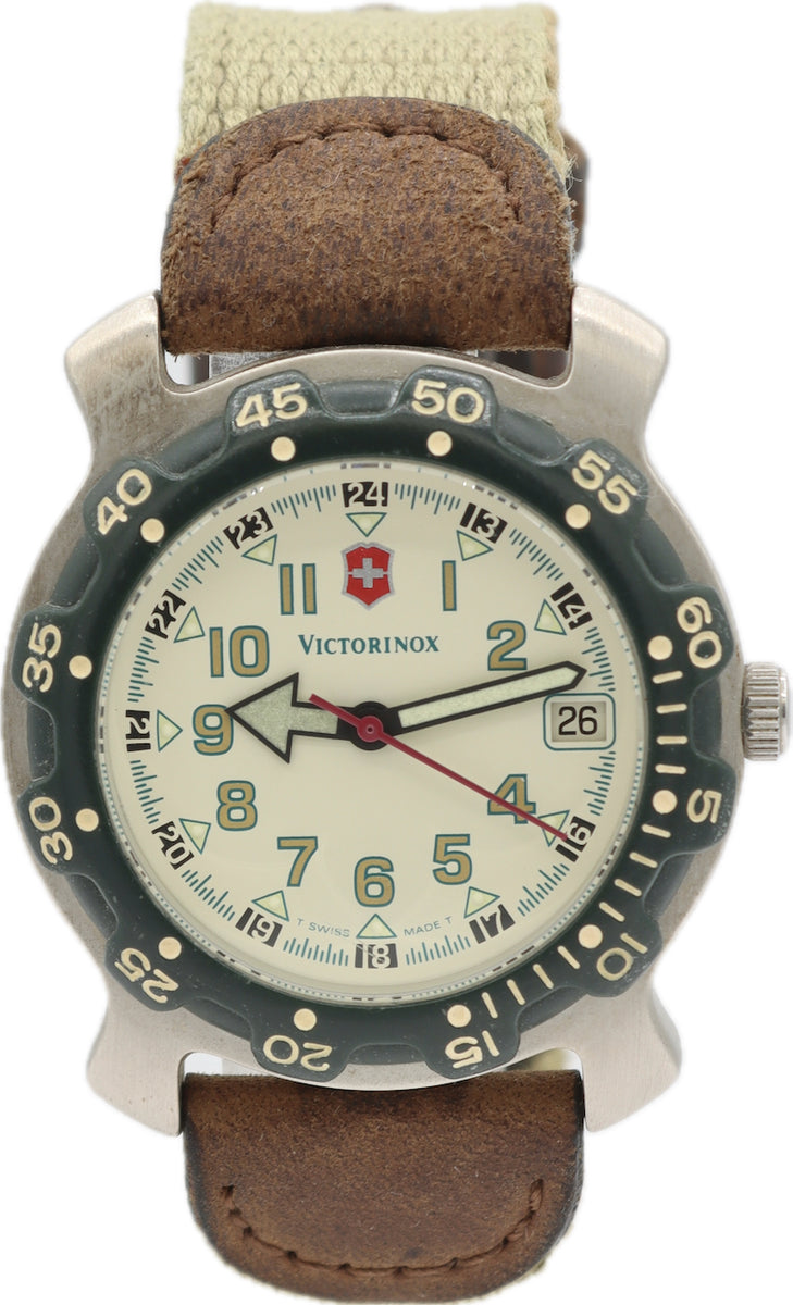Vintage 37mm Victorinox 4.5624 Sportline Men's Quartz Wristwatch