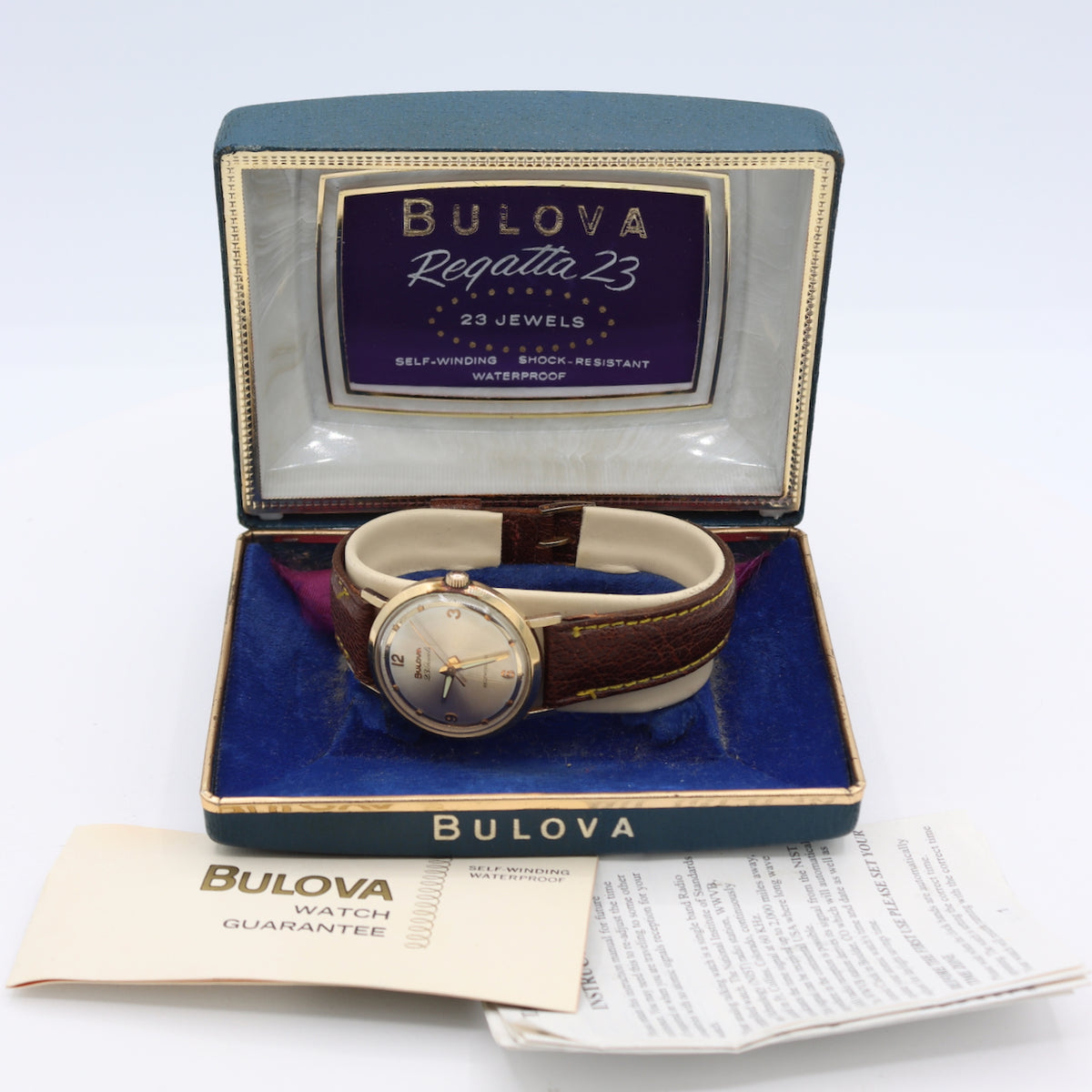 Vintage 33mm Bulova Regatta 23 Men's Automatic Wristwatch 10BZAC