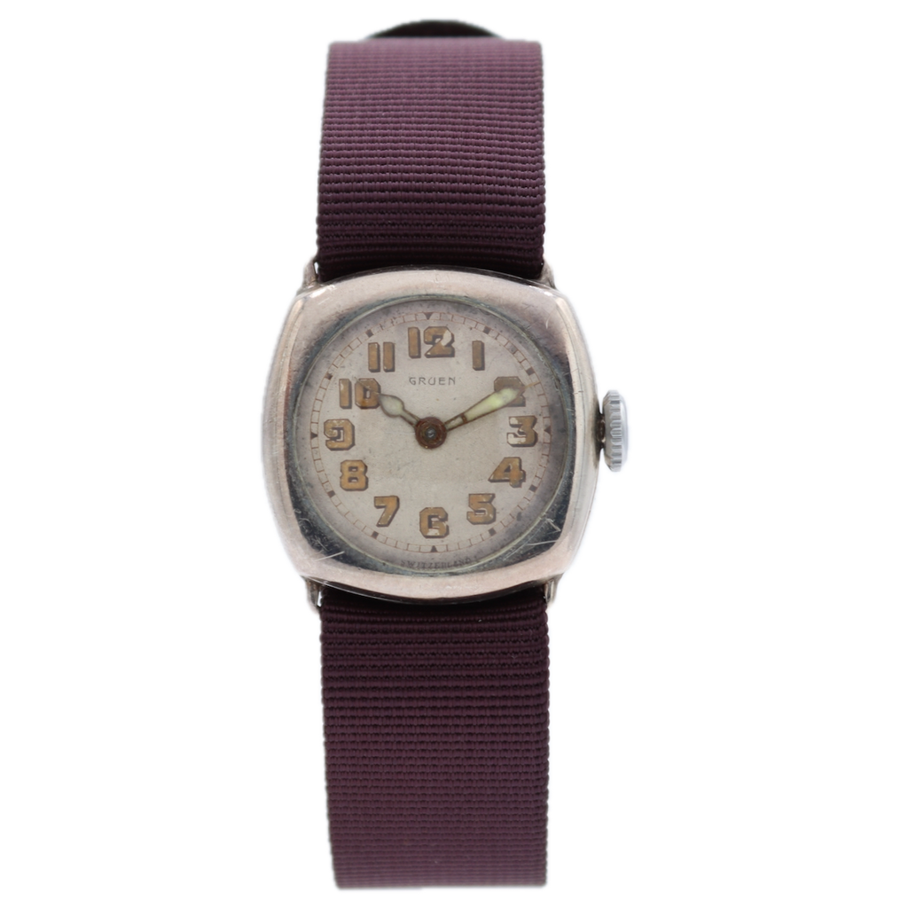 Vintage Gruen Wire Lug Ladies Mechanical Wristwatch Swiss Silver Trench Style