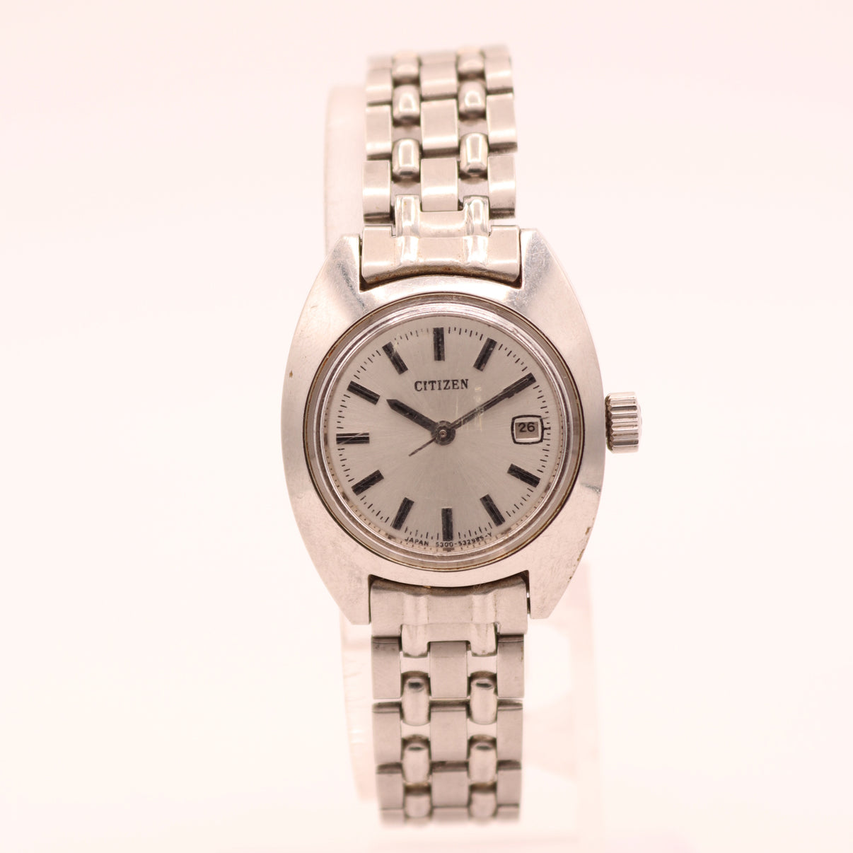 Citizen Date 4-530896 1977
