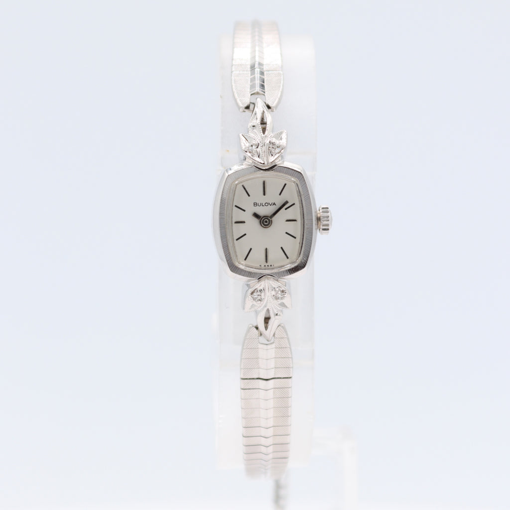 1983 Bulova Le Petite 17J Ladies Mechanical Wristwatch Swiss With Box NOS