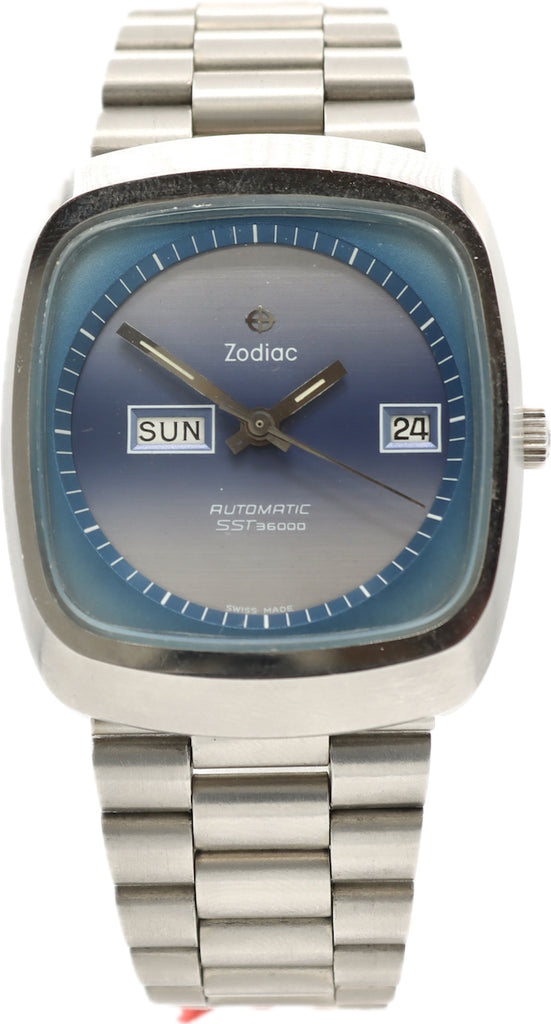 Vintage 35mm Zodiac Day-Date SST 36000 Men's Automatic Wristwatch Steel