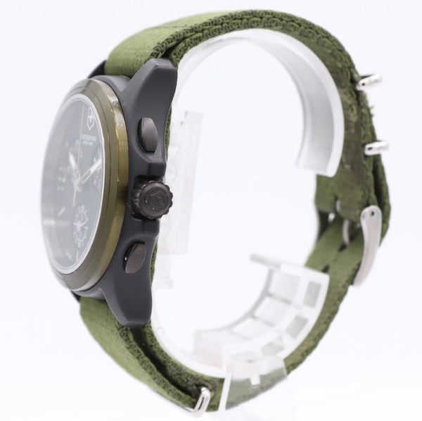 40mm Victorinox 241531 Swiss Army Olive Green Men's Quartz Wristwatch Steel
