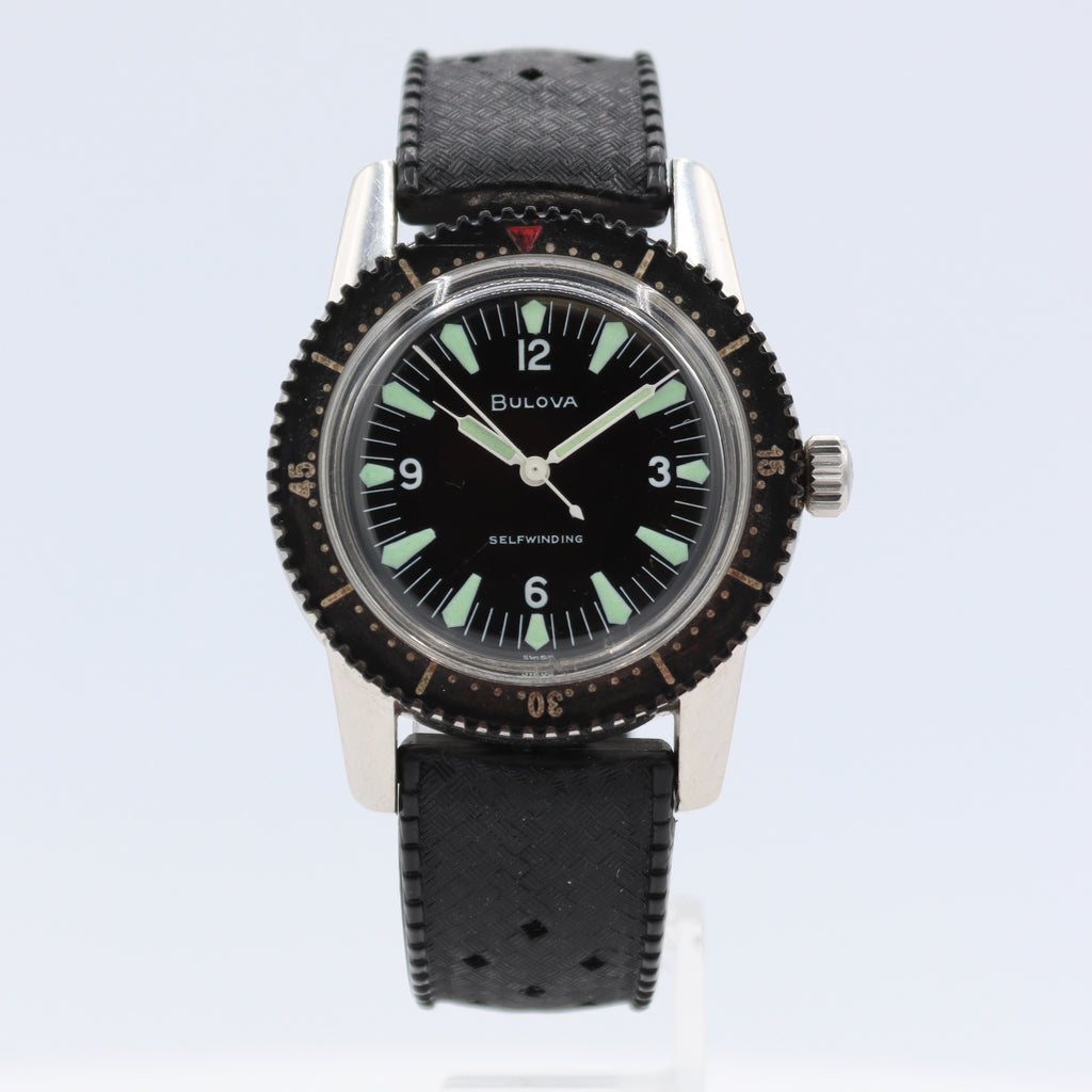 Vintage 36mm 1962 Bulova Nautilus Skin Diver Men's Automatic Wristwatch Steel