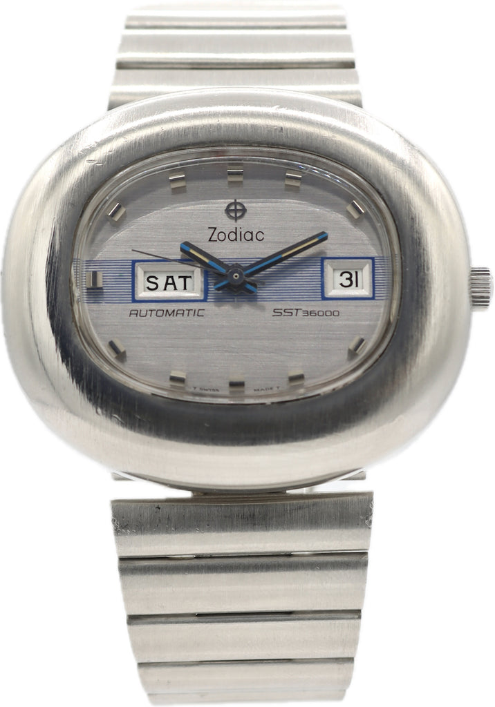 Vintage 44mm Zodiac Chunky SST 36000 Men's Automatic Wristwatch Swiss Steel