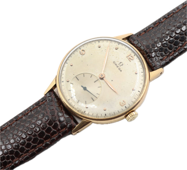 Vintage 35mm 1944 Omega Jumbo Men's Wristwatch 30T2 Swiss 18k Gold Running