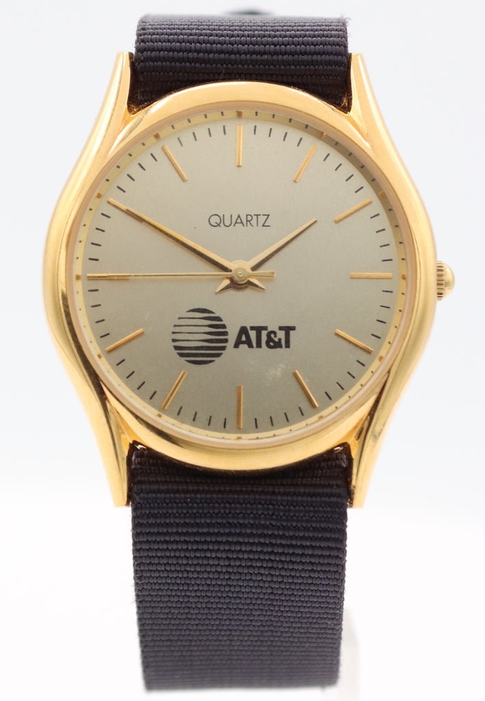 Vintage AT&T Y121 Champagne Dial Men's Quartz Wristwatch Japan Gold Tone