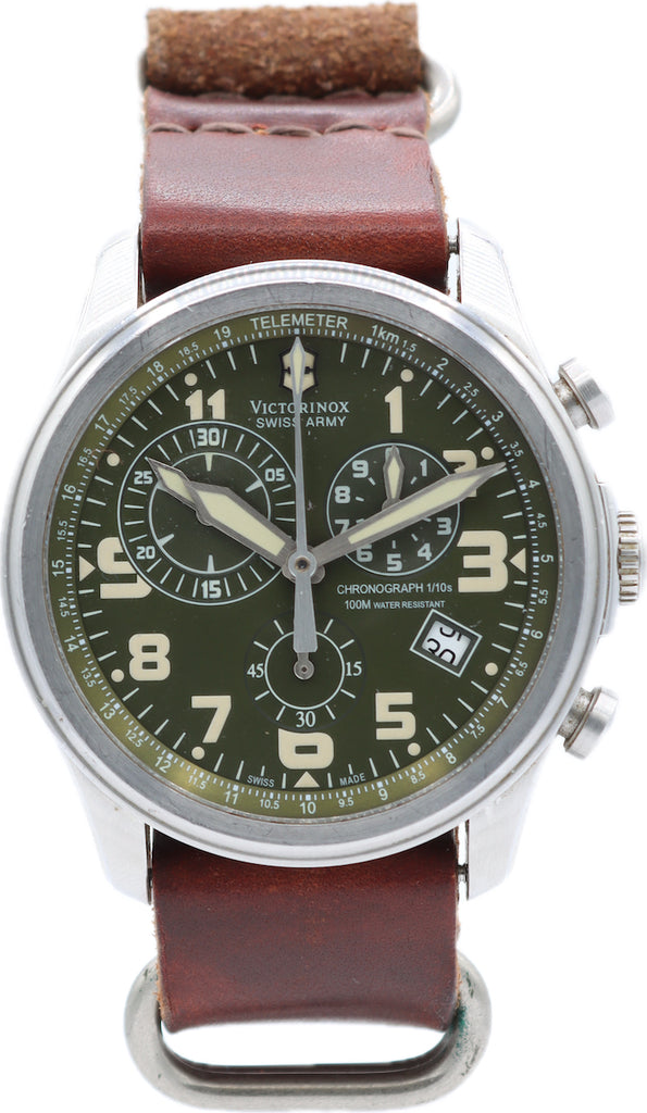44mm Victorinox 241287 Infantry Chronograph Men's Quartz Wristwatch Swiss Steel