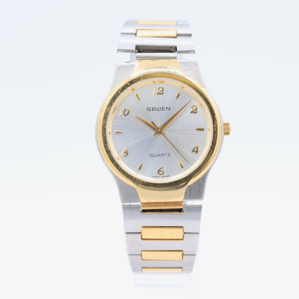 Vintage 33mm Gruen 227-2035 Men's Quartz Wristwatch Japan Steel Two Tone