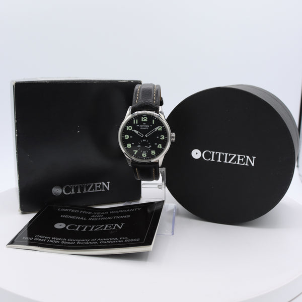 39mm Citizen 1045-S010888 Black Dial Men's Quartz Wristwatch Japan Steel W/Box