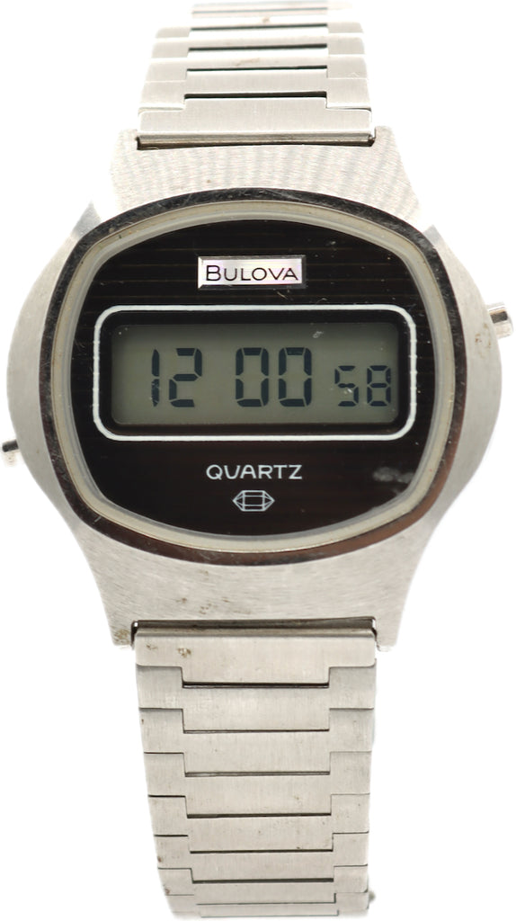 Vintage 37mm Bulova Quartz Men's Digital LCD Wristwatch Swiss Steel w Bracelet