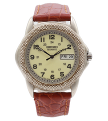 ミント Vintage Seiko 7N43-6B20 Field Men's Quartz Wristwatch Japan