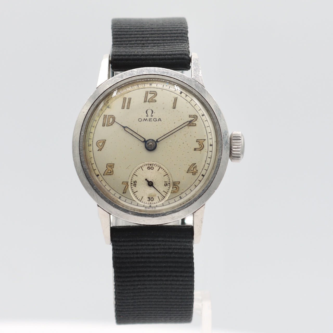 時計 vintage OMEGA 30mm caliber 72 Years Old Vintage Omega Sector / Rare Pontifex Hands / Cal. 266