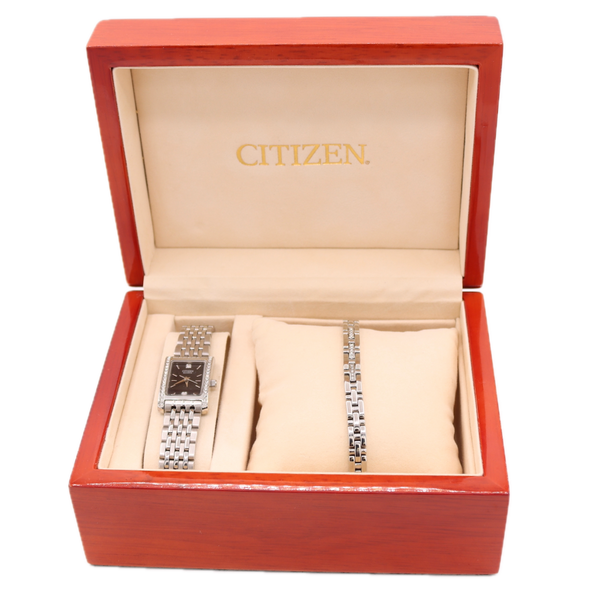 18mm Citizen Crystal Accents Ladies Quartz Wristwatch Steel With Bracelet & Box