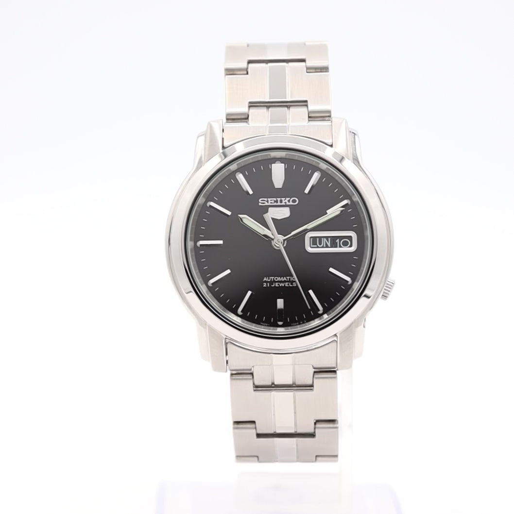 Ricoh Watch Co. Day-Date 061766AC