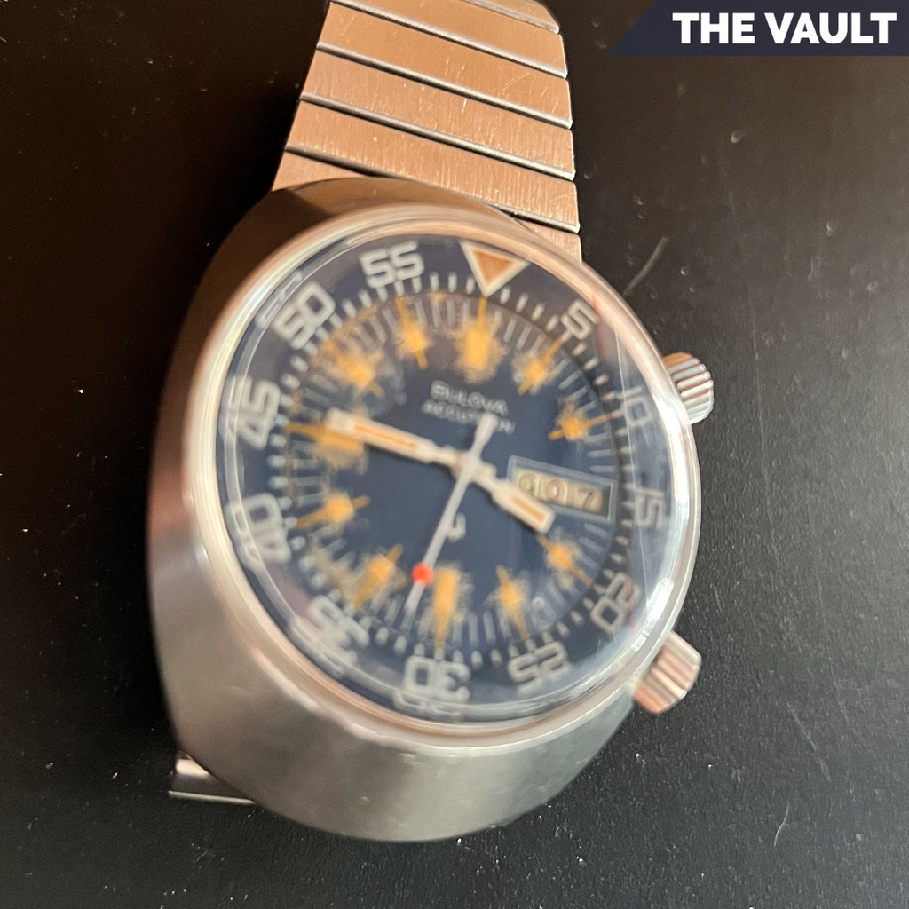 Vintage Accutron Lobster Compressor Diver Men s Wristwatch Rare w Trop thewatchpreserve