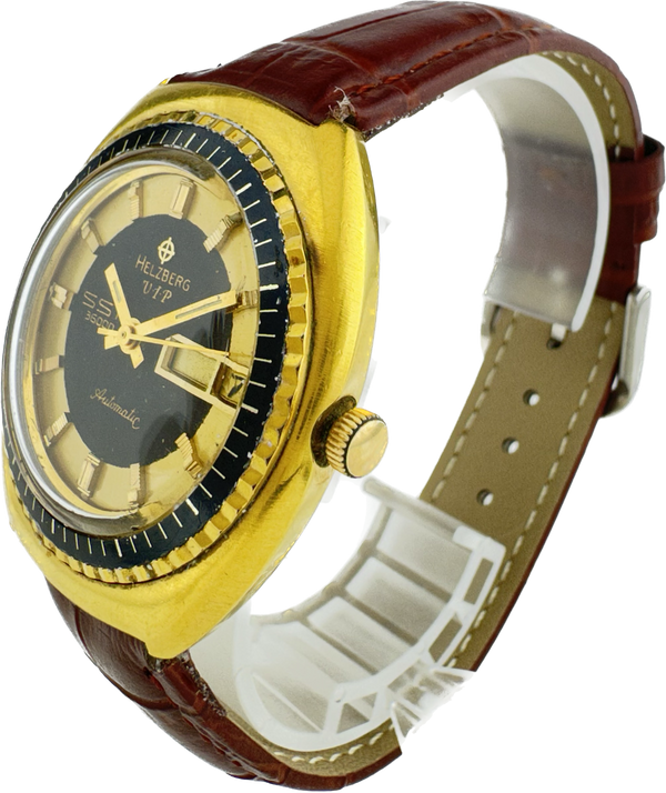 Vintage Zodiac Helzberg VIP Men's Automatic Wristwatch 86 Divers w Tuxedo Dial